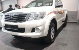 عیب یابی و عملیات ویژه ی تویوتا هایلوکس مدل 2015 با دیاگ جی اسکن